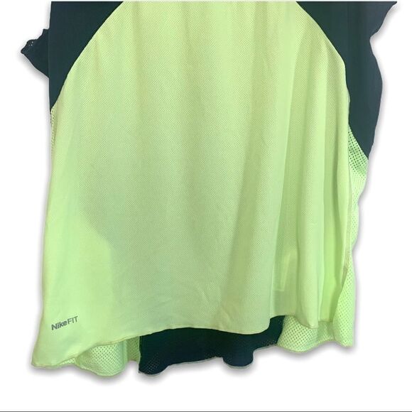 Nike FitDry Neon & Navy Tank Top - Picture 3 of 6